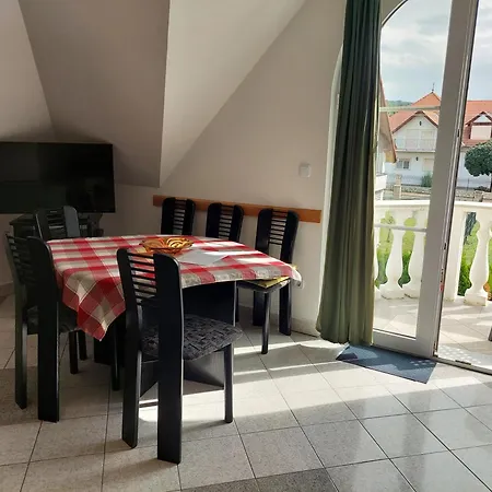 Fehér Ház Appartement *