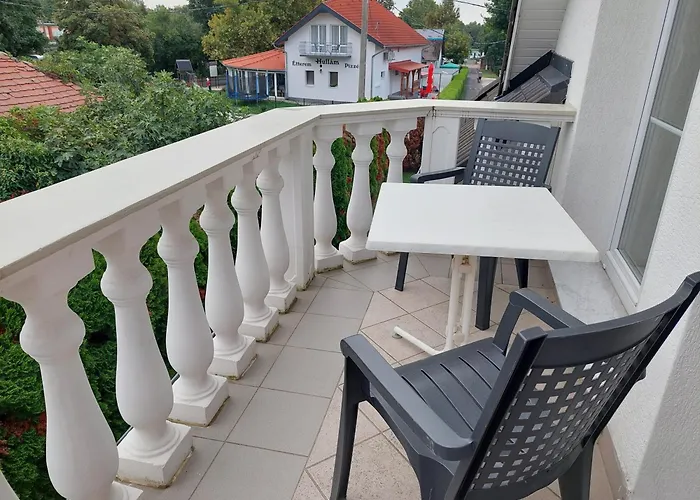 Apartment Feher Haz Gyenesdias